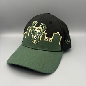Milwaukee Bucks Hat Cap M/L Green New Era NBA 39 Thirty Fitted Logo Sports